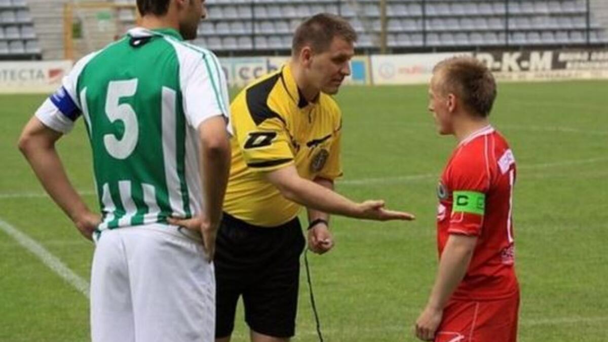 الجناح البولندي مارسين غاروش (154 سم - مواليد 1988): لعب في صفوف مايدز ليجنيكا وتشونيس.