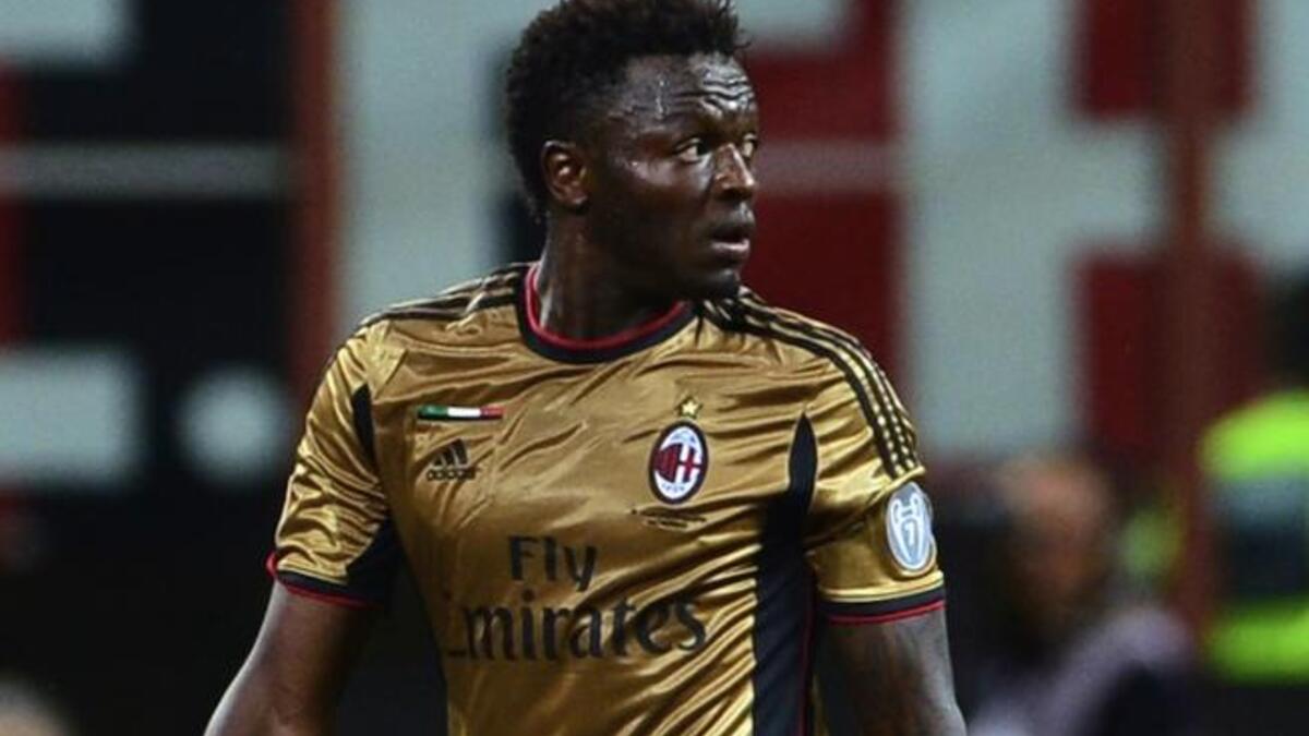 الغاني سولي علي مونتاري (ميلان): من اللاعبين المثيرين للجدل، وكثيراً ما تعرض للانتقادات جراء انضباطه، إلا أنه يتمتع بموهبة واضحة دفعت أندية أودينيزي وبورتسموث وإنتر وسندرلاند للتعاقد معه، ساهم بشكلٍ لا يُستهان به في موسم ميلان الحالي بعد الإصابات التي عانى منها الفريق.