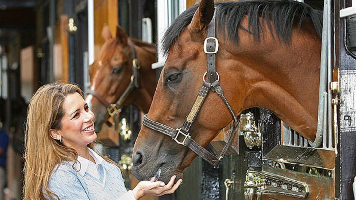 عام 2000 كانت أول فارسة أردنية وعربية تتأهل لدورة الألعاب الأولمبية كما حظيت في نفس العام من رفع العلم الأردني في طابور عرض افتتاح دورات الألعاب الأولمبية في سدني.