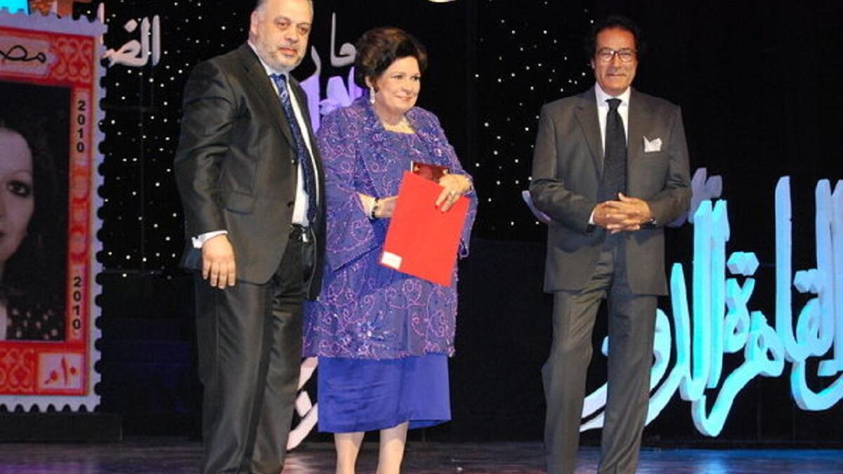 الجوائز: جائزة المهرجان القومي للمسرح عام 2010، وجائزة وزارة الصحة واليونيسيف عام 2008 لجهودها في تقديم أفلام توعوية، وأفضل ممثلة عن مسلسل "يتربى ف عزو" من مهرجان القاهرة للإعلام العربي عام 2007، و درع التكريم من مهرجان أوسكار السينما المصرية عام 2008.