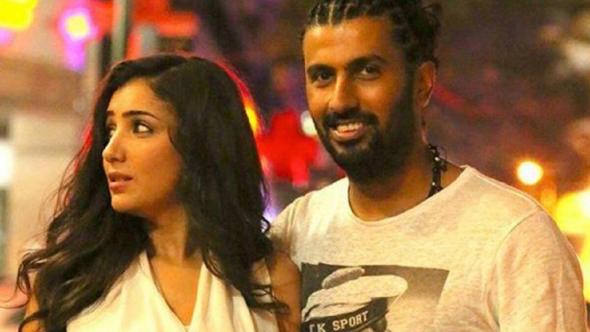 قابلت محمد سامي في السنة الدراسية الأولى في الجامعة الأمريكية، وبدأت بينهما علاقة حب انتهت بالزواج عام 2010. وقد أثار عملها مع زوجها بعض المشاكل مع الفنانات المشاركات في الأعمال الفنية، اتهموه بفرد مساحة أكبر لدورها على حساب أدوارهن.