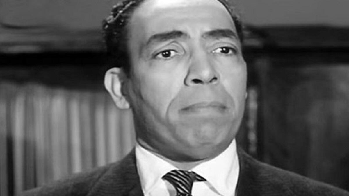 إسماعيل ياسين دعمه: تلقى أبو النجا الدعم من الفنان الكوميدي إسماعيل ياسين، حين لقائهما أخبره برغبته الشديدة لدخول المسرح والتمثيل إلى جانبه، في البداية اعتقد أبو النجا أن ياسين "بيزحلقه"، ليتفاجأ بأنه تدبر له موعدا مع كاتب السيناريو الصحفي أبو السعود الإبياري.