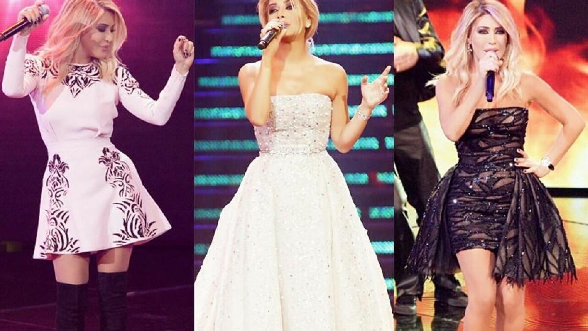 حلّت النجمة نوال الزغبي ضيفة على البرايم الخامس من ستار أكاديمي للموسم الـ ١١ وظهرت كعادتها متألقة بثلاث إطلالات تحمل توقيع المصمم زهير مراد.يبدو أن نوال الزغبي تميل إلى الفساتين الشبابية والمفعمة بالحيوية،فاختارت أكثر من قصة تمزج بين الرقي والجرأة.