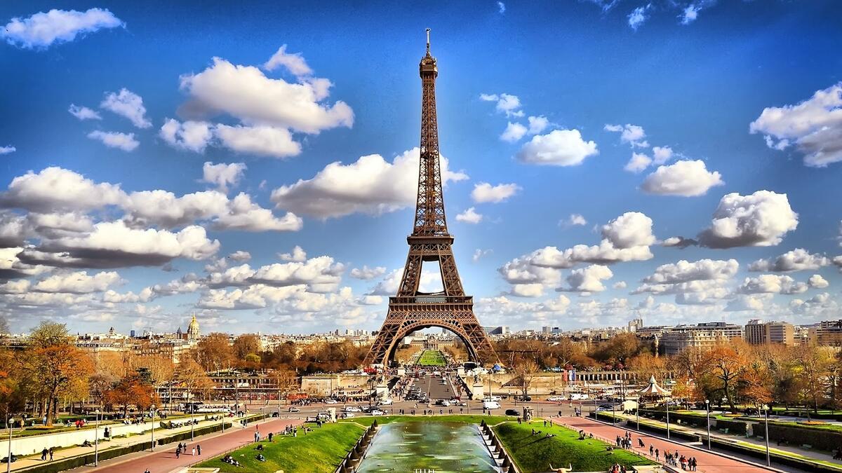 فرنسا بصرف النظر عن أحداث العنف التي وقعت مؤخرا في فرنسا، فإنها البلد التي تحتل أعلى المراتب على القوائم السيئة، وفقا لبيانات الأمم المتحدة. وتعد فرنسا من بين البلدان الاولى عندما يتعلق الأمر بالاعتداء والسطو والاغتصاب، والسرقة، والجرائم الجنسية.