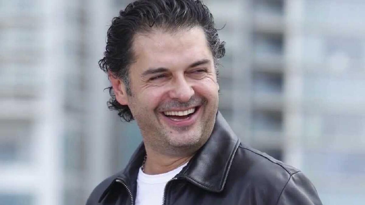 الفنان اللبناني راغب علامة: يمارس الرياضة بشكل متواصل، وذلك إيماناً منه بأهمية الرياضة في الحفاظ على صحة الإنسان، وتأثيرها الإيجابي على مظهره الخارجي، ومع كل إطلالة جديدة لـلفنان الذي بدأ الغناء قبل أكثر من ثلاثين عاما يظهر وكأنه شاب.