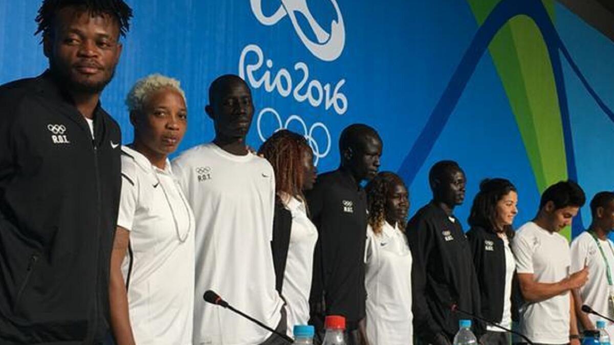 رحّبت اللجنة الأولمبية الدولية بأعضاء أول فريق للاجئين في تاريخ الألعاب الأولمبية، إذ شارك 10 لاجئين تحت ظل العلم الأولمبي، ليمثلوا أكثر من 20 مليون لاجئ حول العالم.