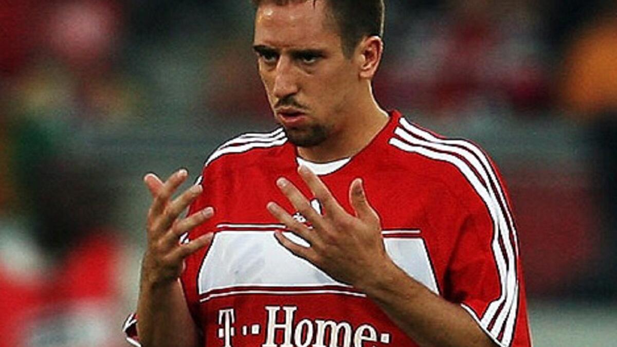 لاعب كرة القدم الفرنسي فرانك ريبيري تحول إلى الإسلام وأصبح اسمه بلال ريبيري