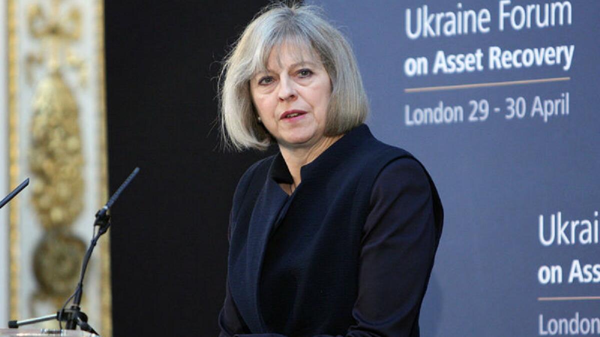 ووصفت رئيسة الوزراء البريطانية تيريزا ماي الهجوم بأنه "مريض ومنحط" ويستهدف قيم الحرية والديمقراطية في بريطانيا.