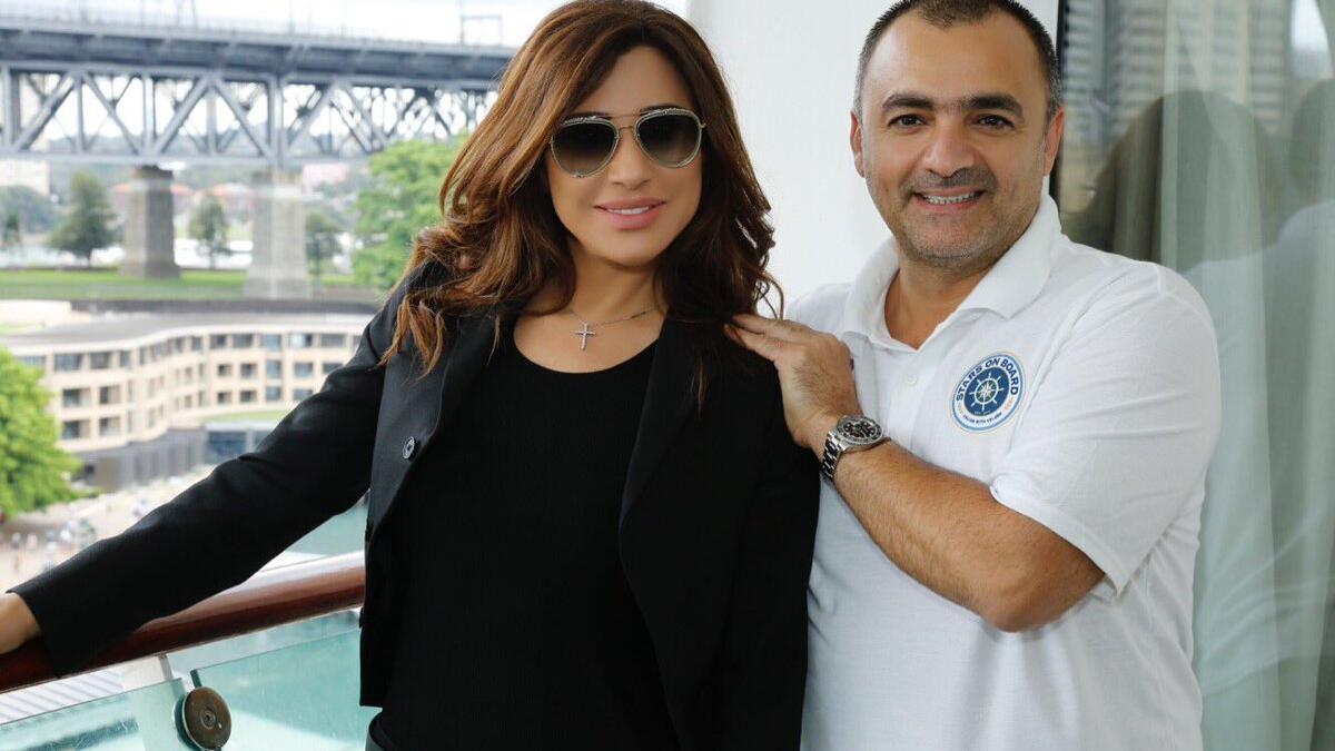 نجوى كرم: واجهت الفنانة نجوى كرم اتهامات كبيرة بخطف المنتج يوسف حرب من زوجته، وانفصلت كرم بعد فترة عن حرب.