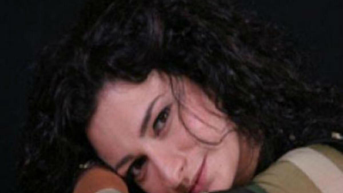 ولدت مي سكاف في دمشق (13 أبريل 1969)