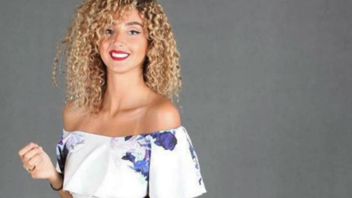 Sara who is an Instagram starlet already and known as Myriam Fares look alike for her curly iconic hair
