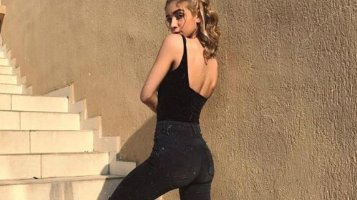 The Lebanese hottie is the daughter of Lebanese Diva Nawal Al Zoghbi and her 'ex husband' Elie Dib