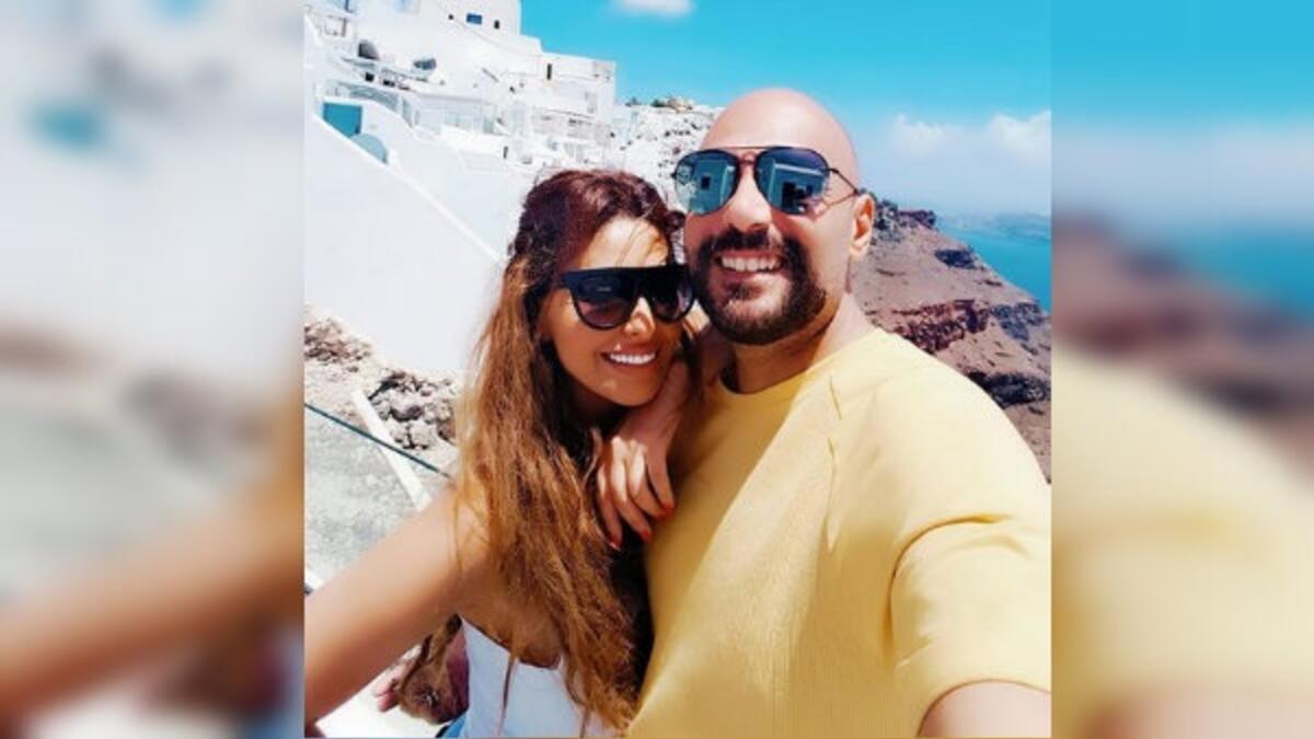 لم يكد يمرّ شهر على زواج الممثل المصري وليد فواز من الفنانة #مي_سليم، إذ تزوجا منذ 25 يوماً بعد قصّة حب خلال مشاركتهما في مسلسل "الرحلة" الذي عُرض في رمضان الماضي.