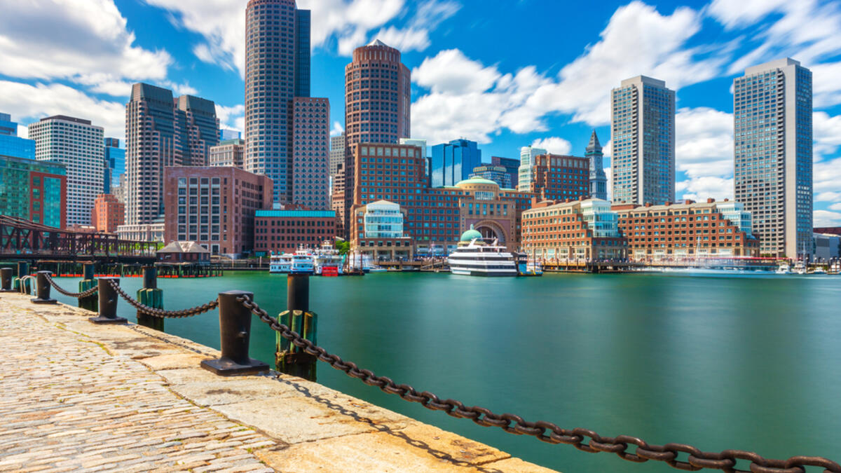 4. بوسطن: احتلت مدينة بوسطن المرتبة الرابعة بمتوسط راتب شهري قدره 4288 دولار.