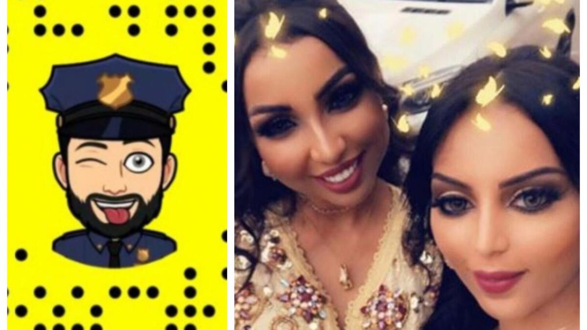 دنيا بطمة: هزت قضية حساب "حمزة مون بيبي" الوسط الفني، والتي تمثلت بتسريب فضائح جنسية وابتزاز لفنانات ومشاهير ورجال أعمال، فيما ألقت الشرطة المغربية القبض الفنانة دنيا وشقيقتها ابتسام بعد ورود اسميهما في التحقيقات الجارية.