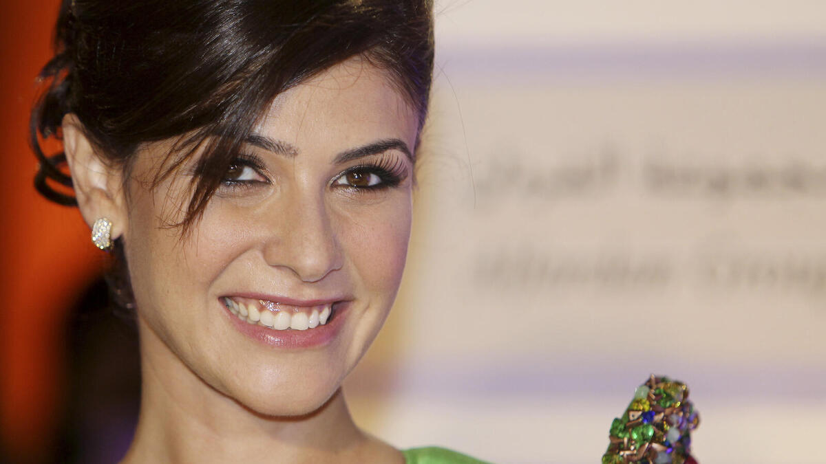 بسمة: كشفت وقالت تعرضها للتحرش في ميدان طلعت حرب بقلب القاهرة، في عام 2012، ولم تكن تلك هي الواقعة الأولى لها، إذ أنه سبق التحرش بها، 11 فبراير 2011، بعد تنحي الرئيس الأسبق حسني مبارك بدقائق، أثناء سيرها، ووالدتها، وصديقة محجبة، في ميدان التحرير.