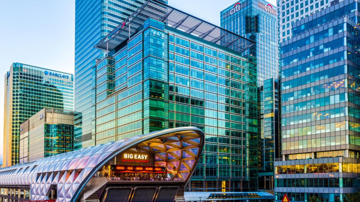 7. لندن كروس ريل