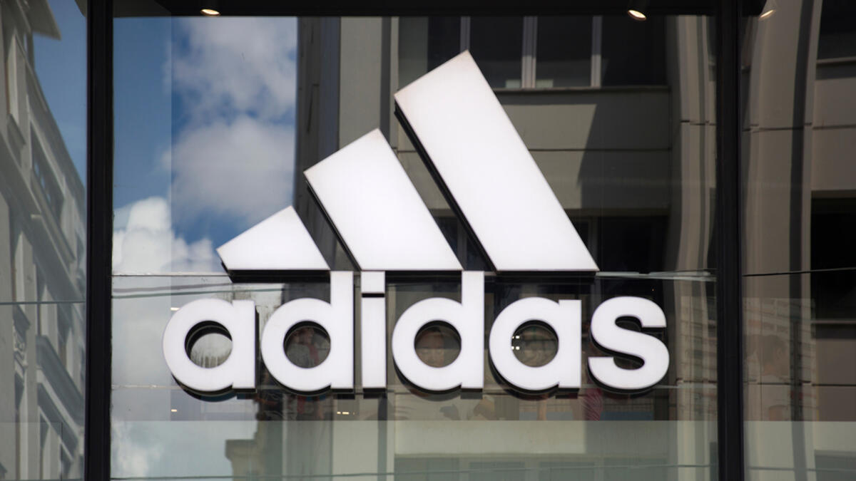 9. Adidas.. ليست حلم كرة القدم!