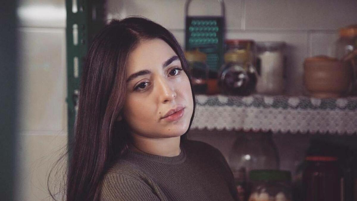 تألقت هيا مرعشلي في هذا الموسم من خلال 3 شخصيات مختلفة، حيث قدمت سندس في "عندما تشيخ الذئاب" وصبا في "مسافة آمان"، والخنساء في "دقيقة صمت".