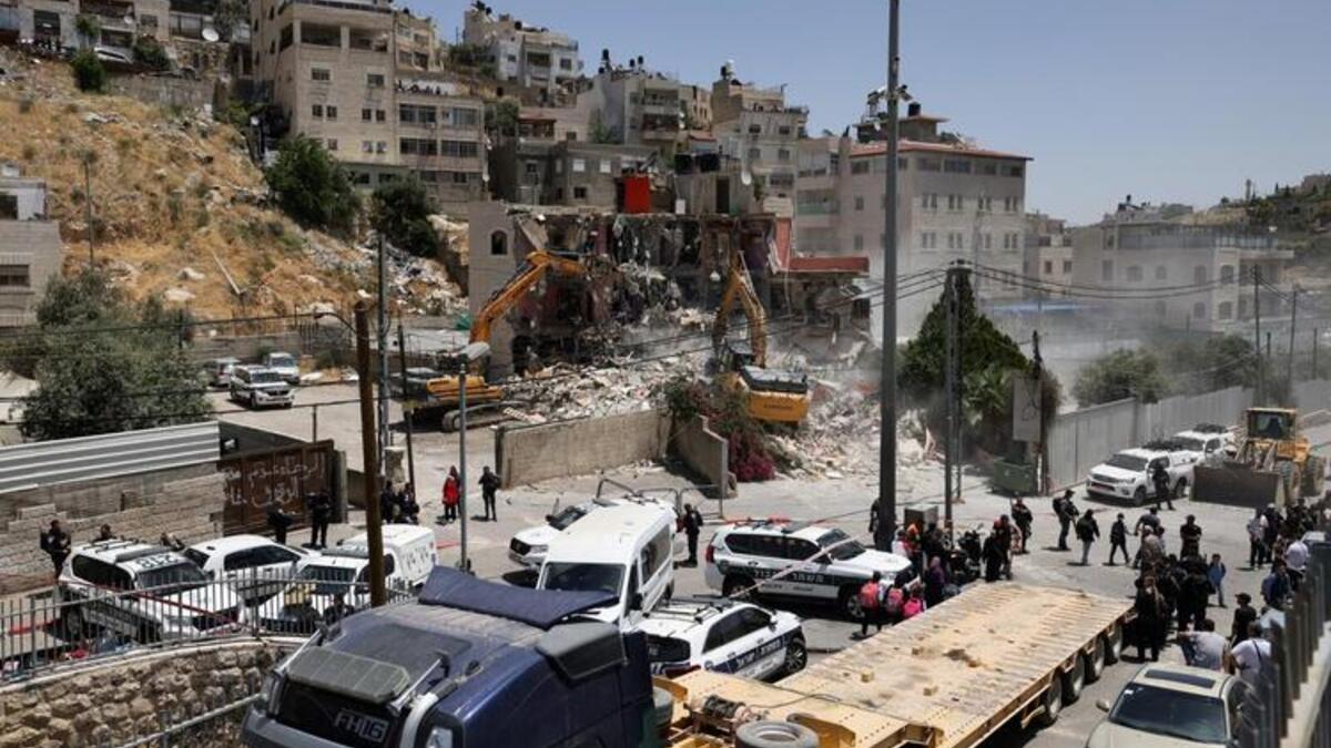 Israeli Forces Kill Veteran Journalist, Demolish Palestinian Homes