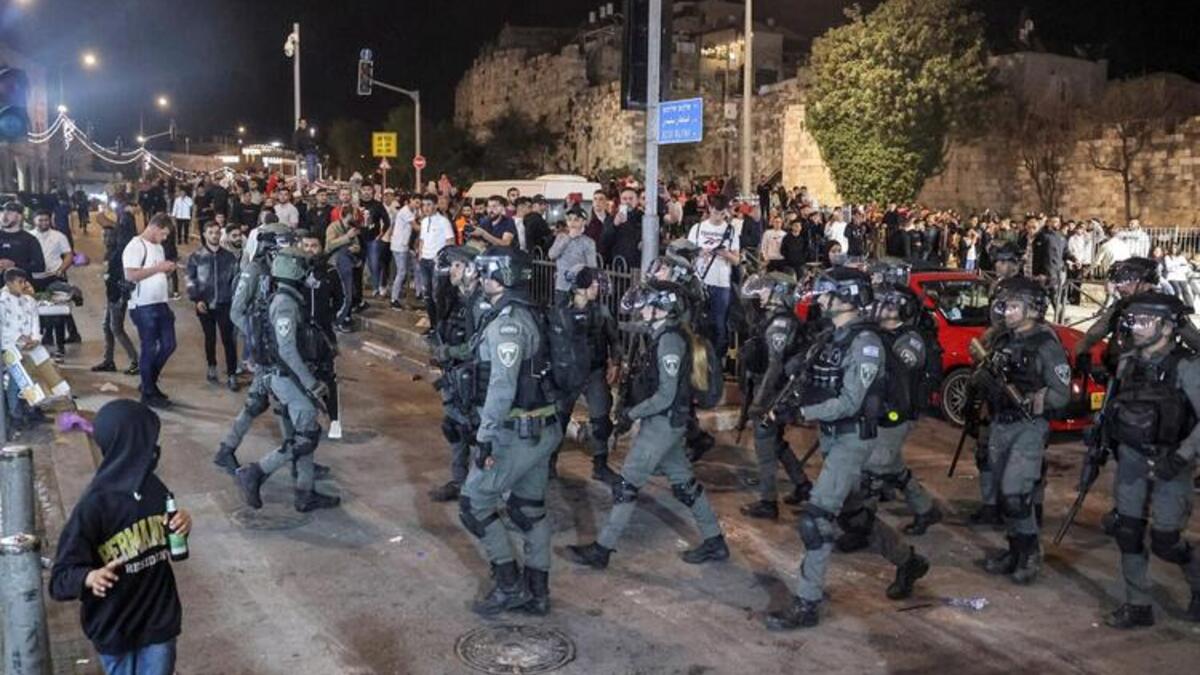 Israeli Police Beat, Arrest Palestinian Protesters in Jerusalem