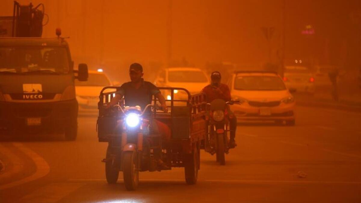 Severe Sandstorms Suffocate Iraq