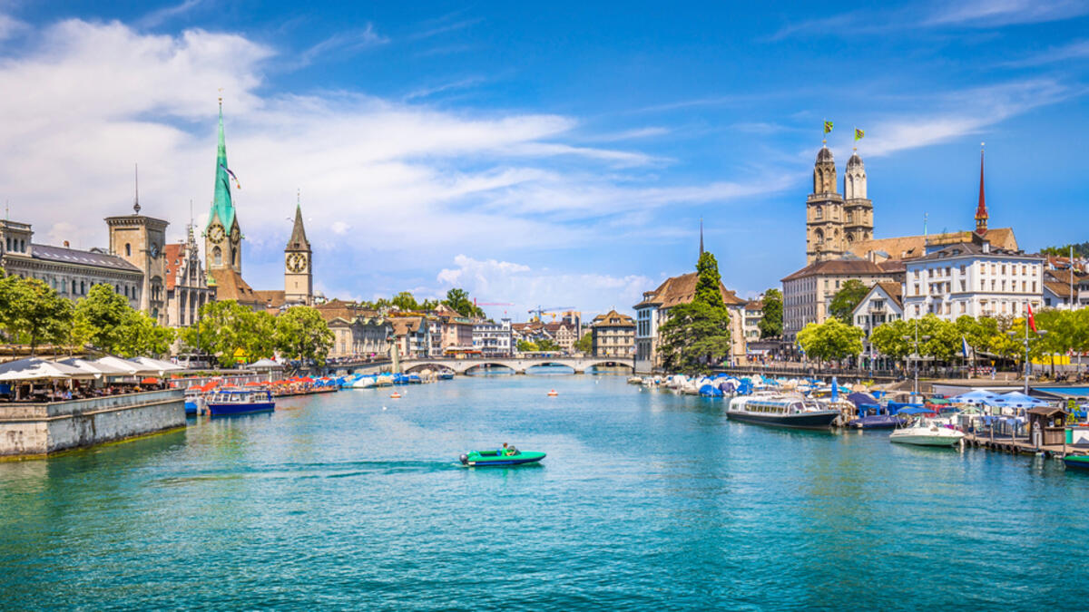 ٤. زيوريخ: تغير ترتيب المركز العالمي للخدمات المصرفية والمالية حيث احتلت مدينة زيوريخ المركز الرابع هذا العام.