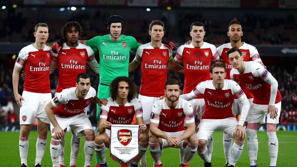 المركز العاشر: آرسنال بـ 302 أهداف