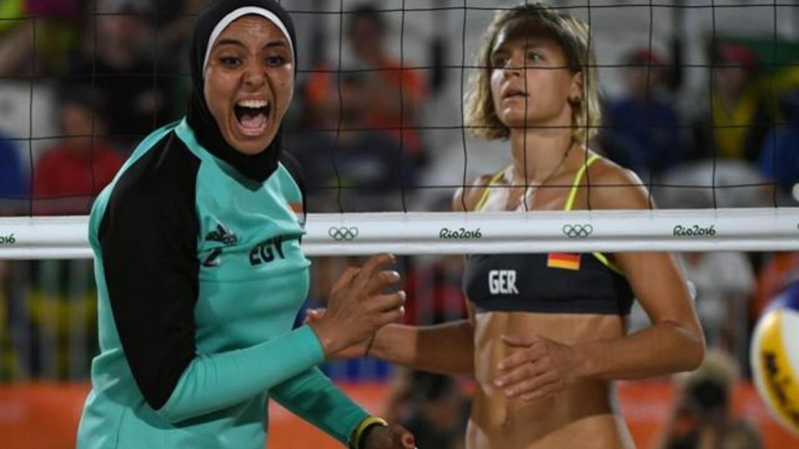 Team Egypt shuns tradition to play beach volleyball in hijab Al Bawaba