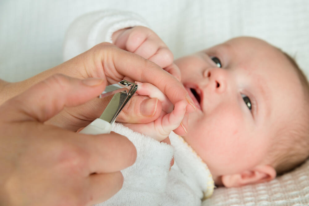 What is The Right Way to Cut The Nails of Your Newborn? Al Bawaba