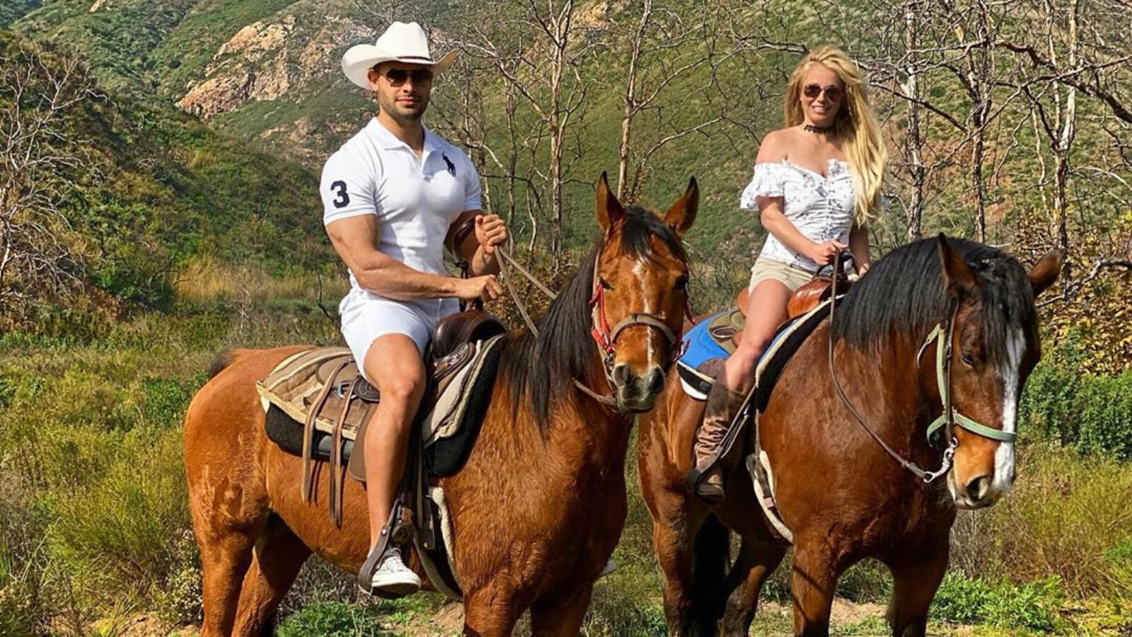 Britney Spears Posts Steamy Bathtub Image of Boyfriend Sam Asghari Celebrating His 26 Birthday ...