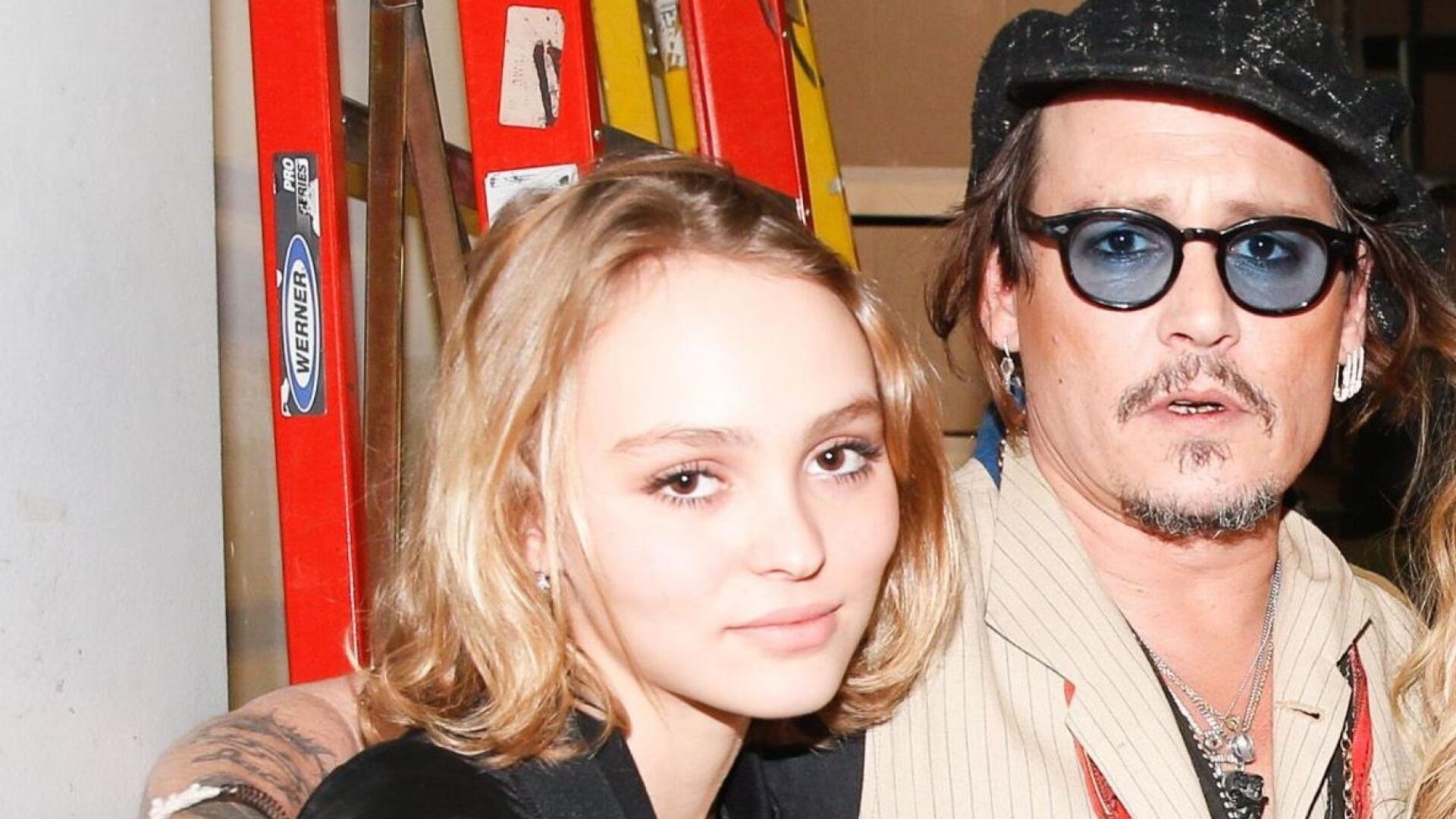 جوني ديب سمح لابنته بتعاطي المخدرات بعمر 13 وهذا ما قاله أمام المحكمة البوابة