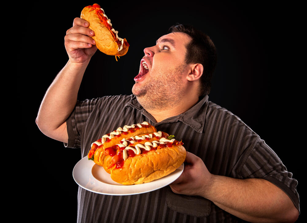 How Many Hot Dogs Can You Eat in 10 Minutes For a World Record? | Al Bawaba