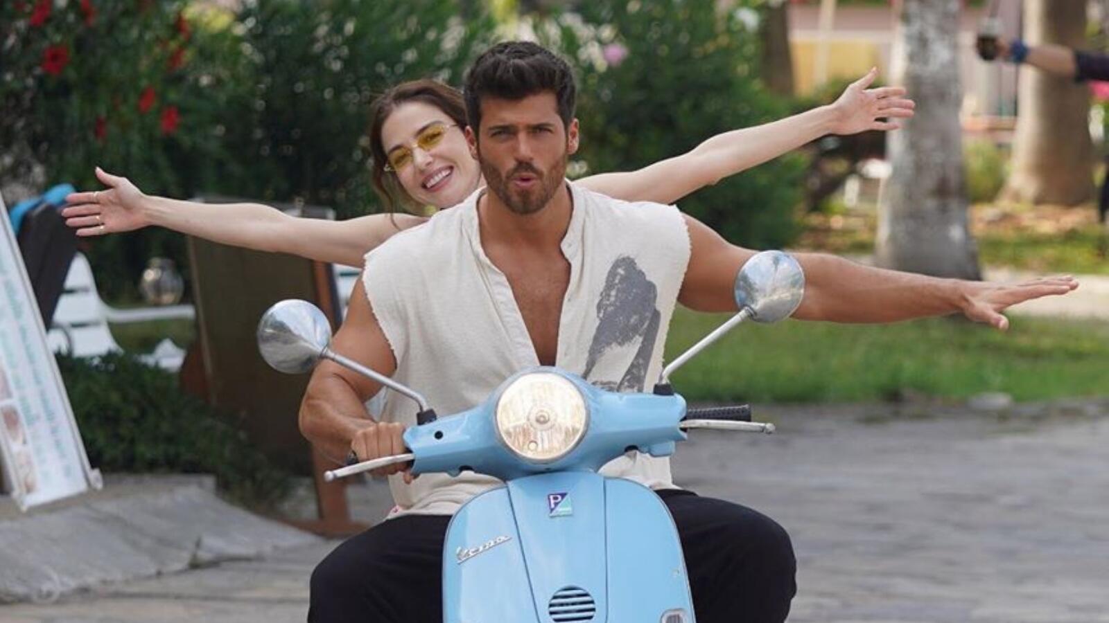 Bay Yanlis Is Over And This Is What Fans Did To Cheer Up Can Yaman In The Last Episode Al Bawaba Bay, bays or baying may also refer to: cheer up can yaman in the last episode