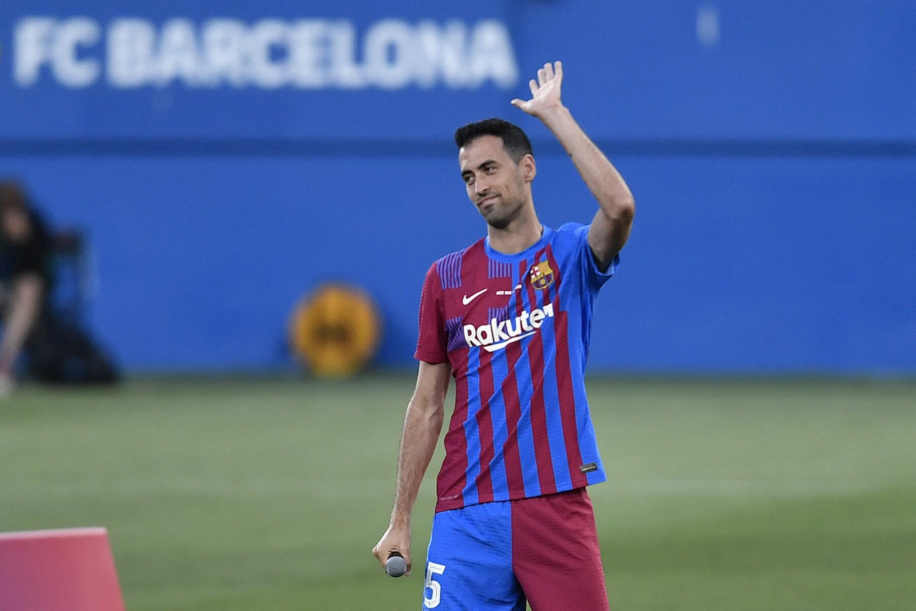 Man City Consider Busquets Move Al Bawaba