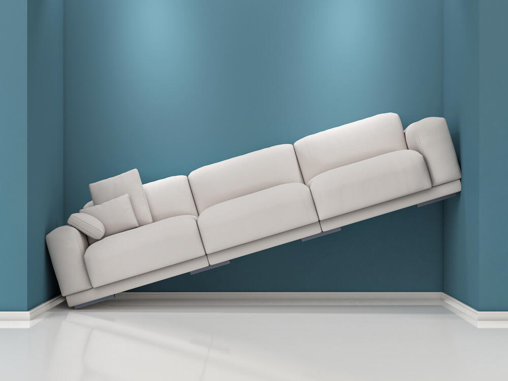 The World's Couch Goes Viral on The Al Bawaba