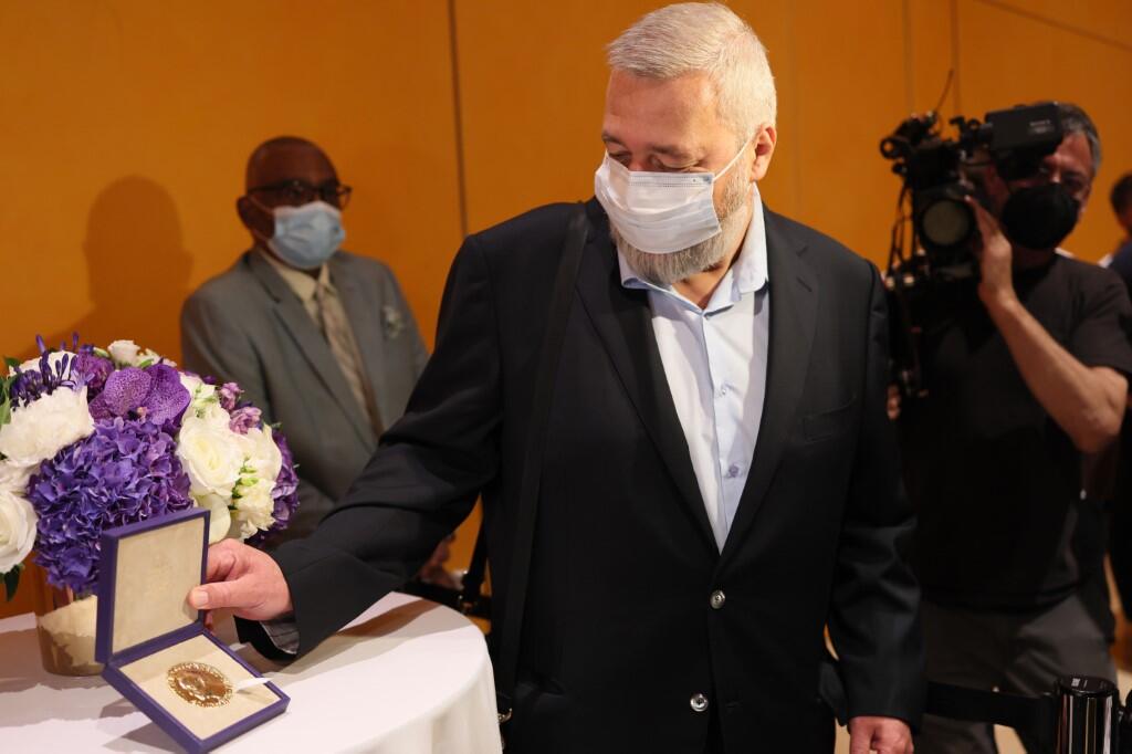 Russian Journalist Sells Nobel Prize to Help Ukraine Kids Al Bawaba