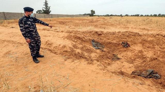Libya: Two Mass Graves of 15 Bodies Exhumed in Sirte