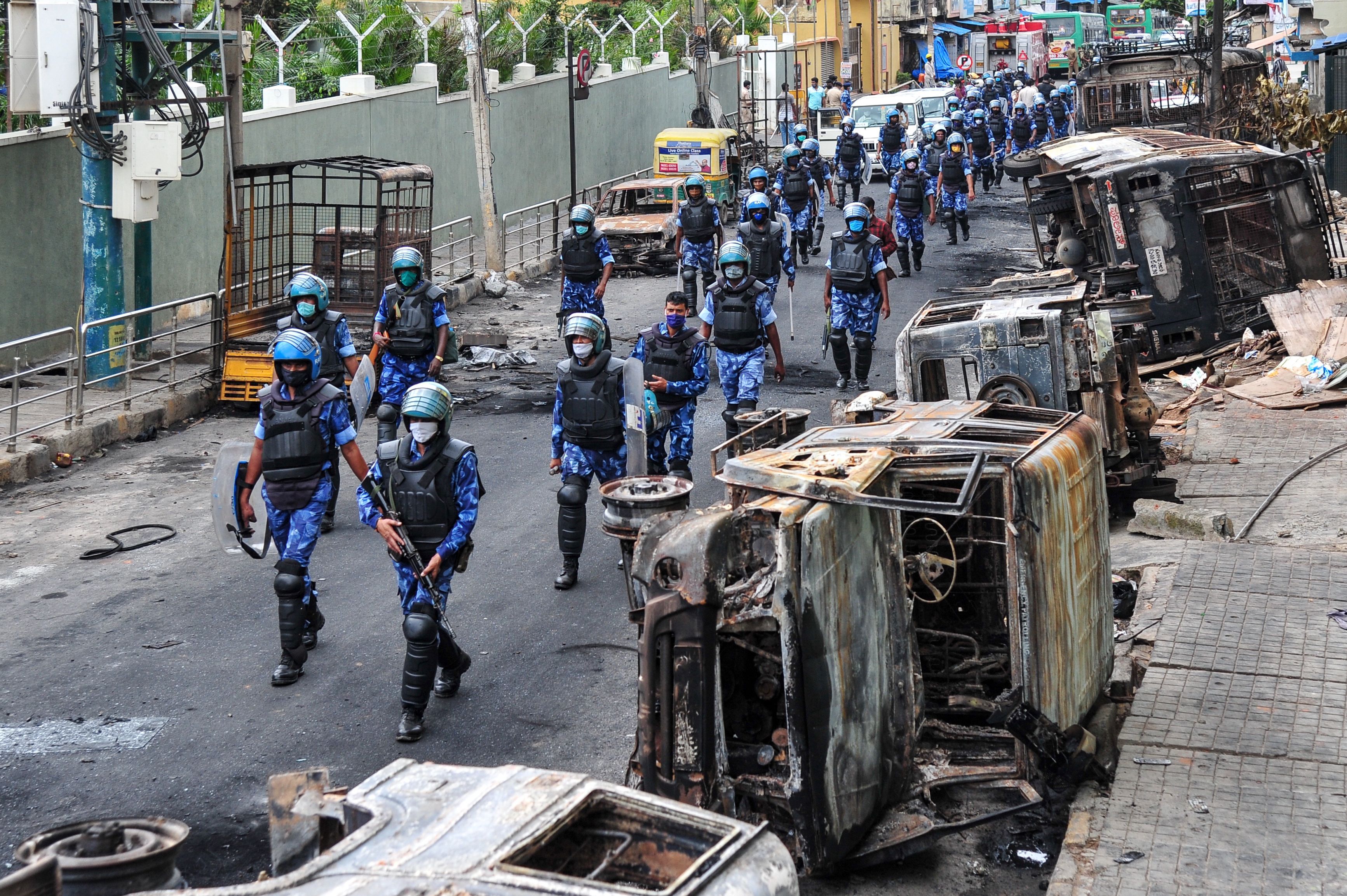 India's religious riots death toll rises to 6 | Al Bawaba