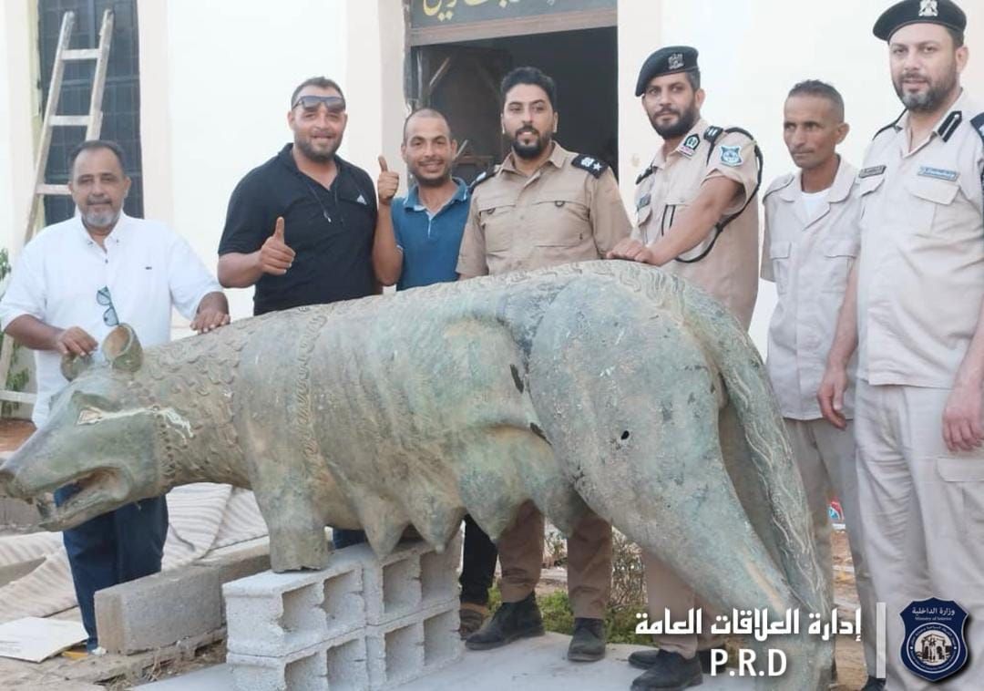 Antique female wolf statue sold in scrapyard in Libya