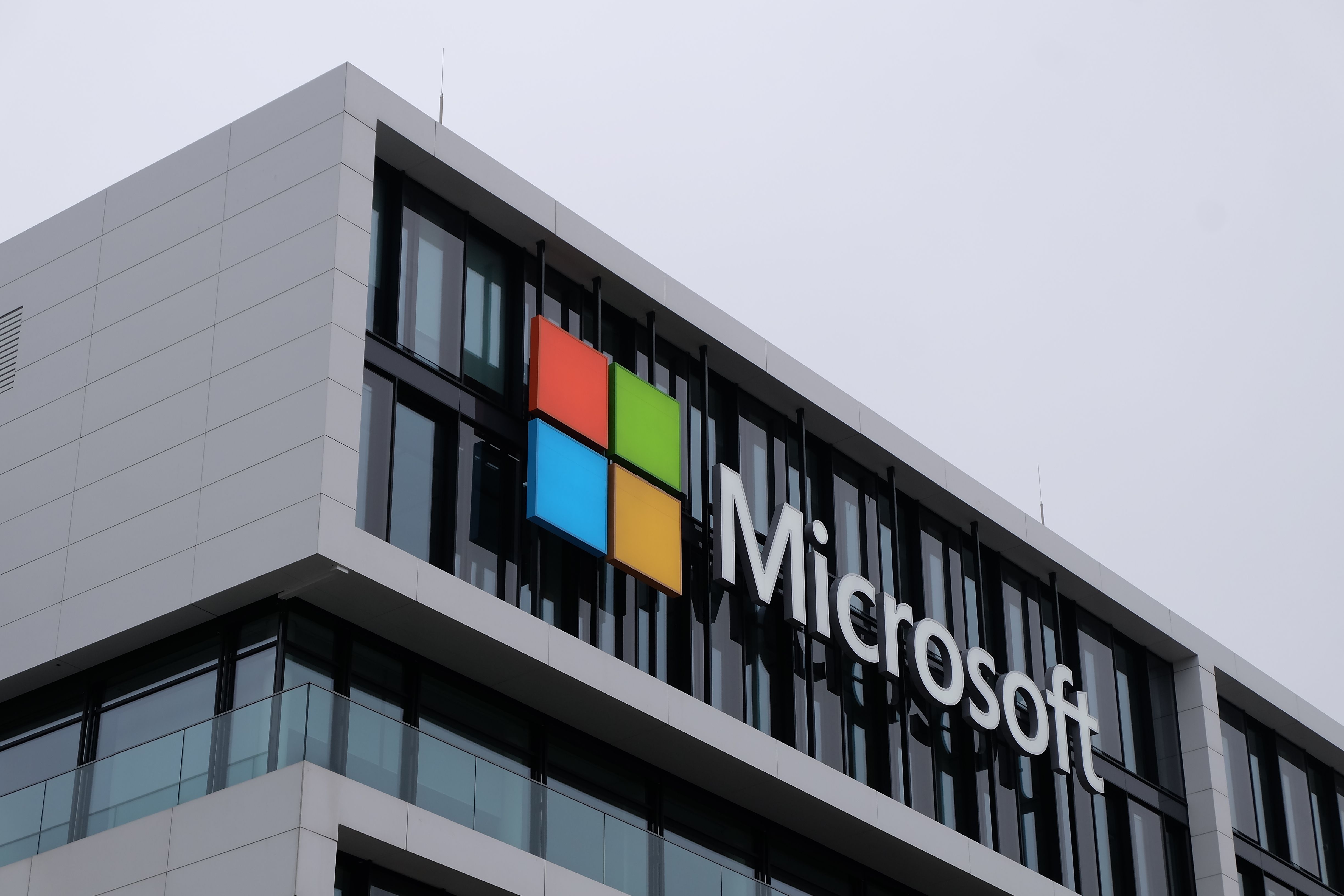 Microsoft to spend 80B on AI in 2025 Al Bawaba