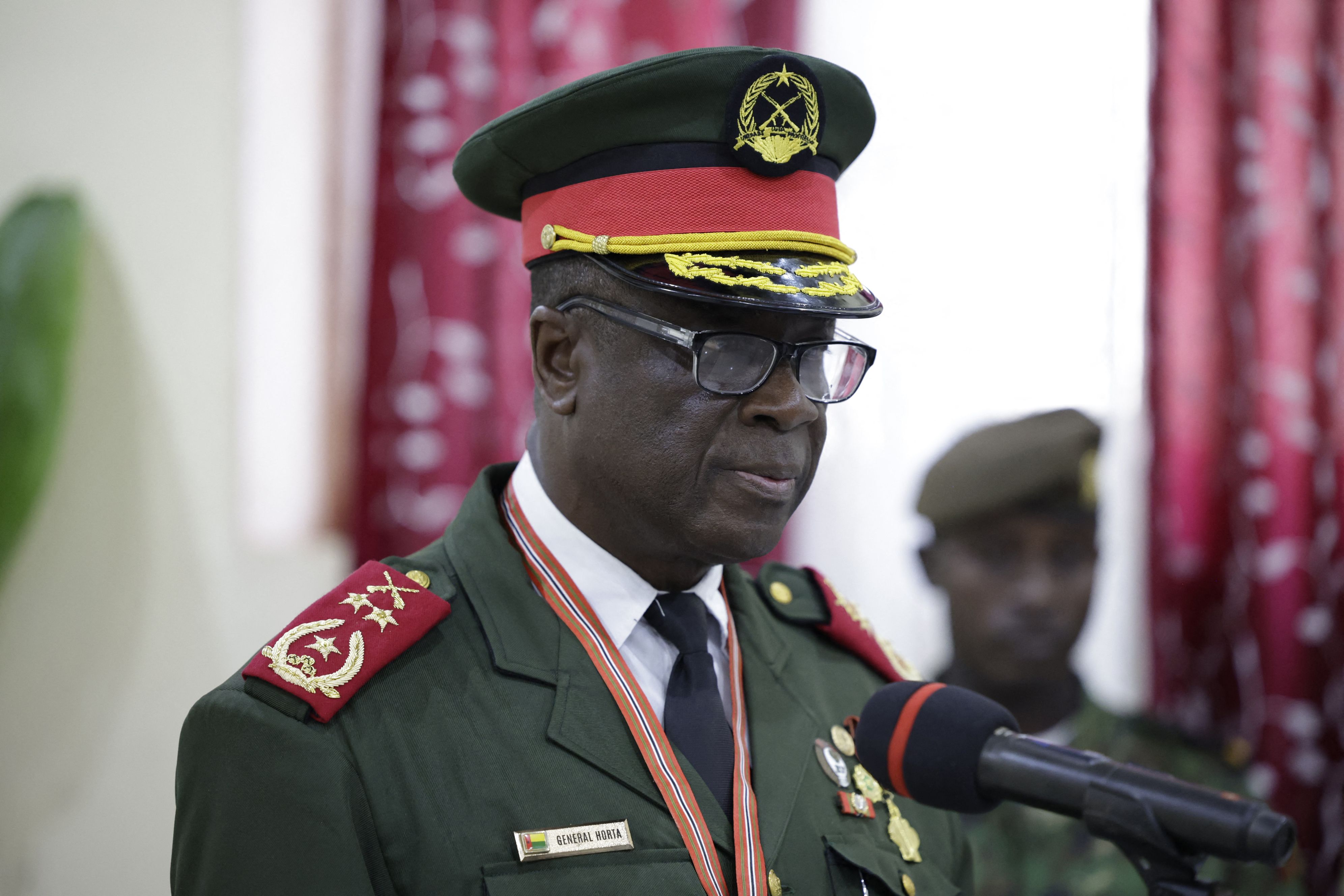 Guinea-Bissau army chief sworn in as one-year transitional president