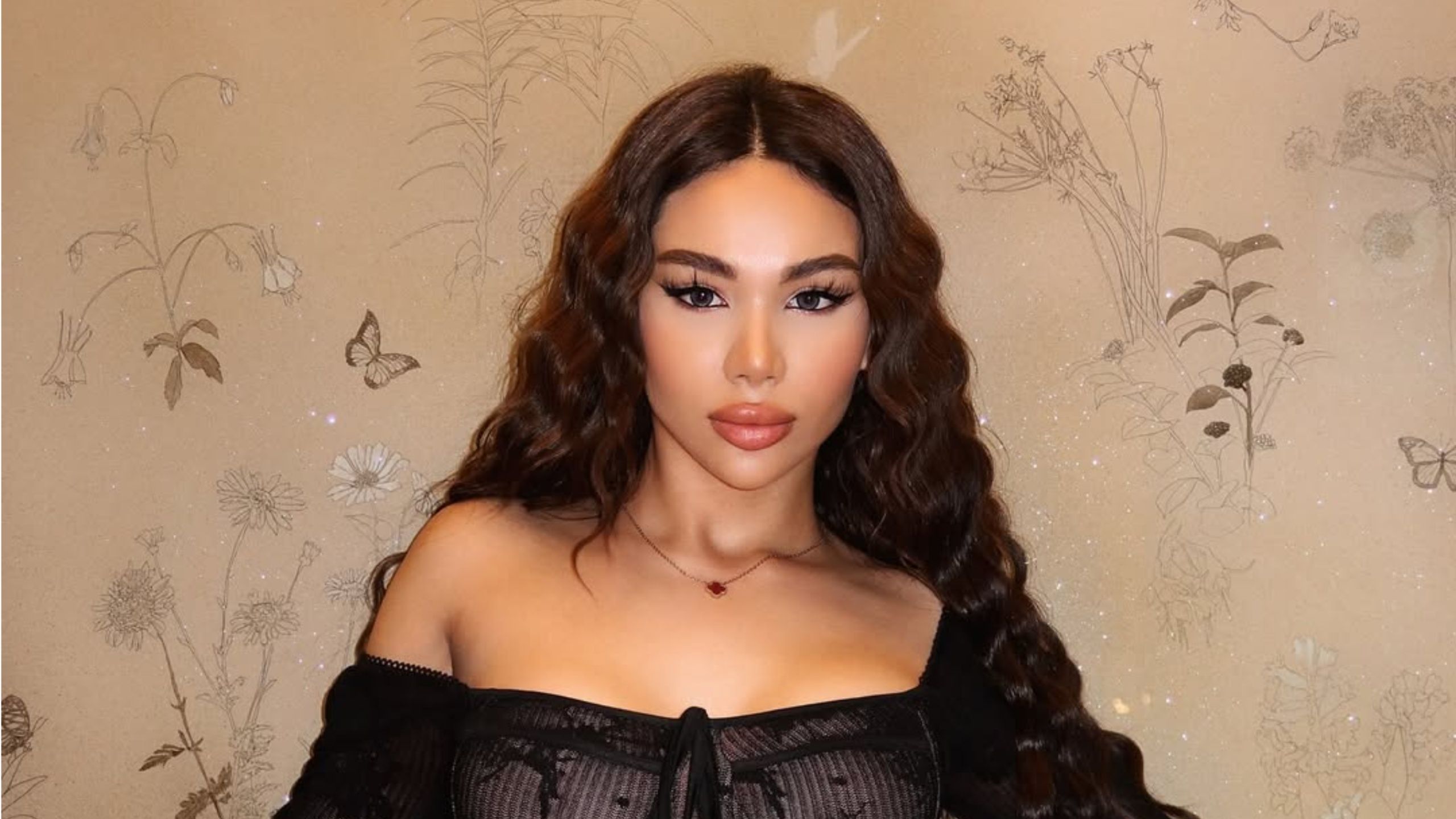 Who is Naya Khoury? the Lebanese-Australian influencer everyone is talking about