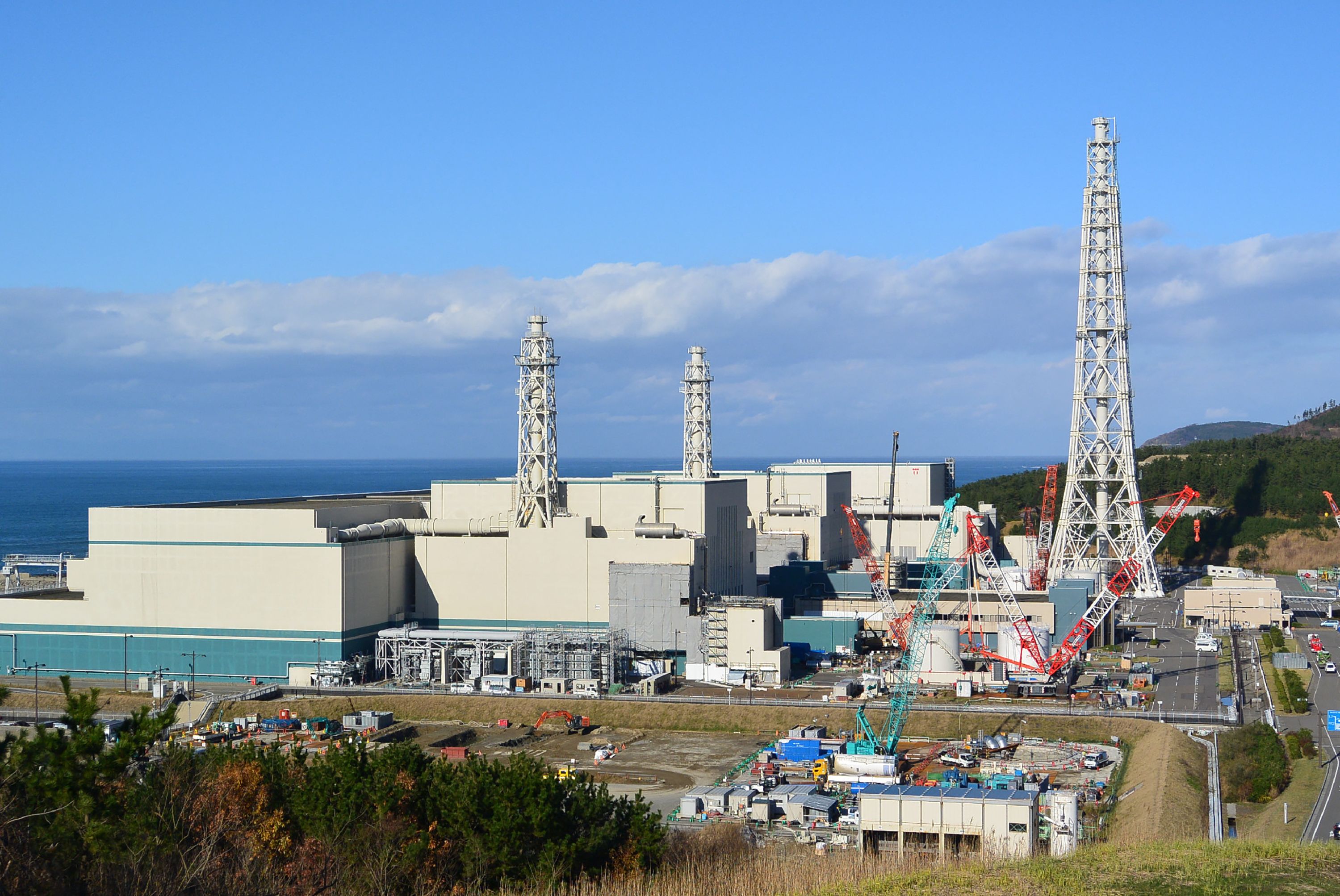 Japan restarts world’s largest nuclear plant