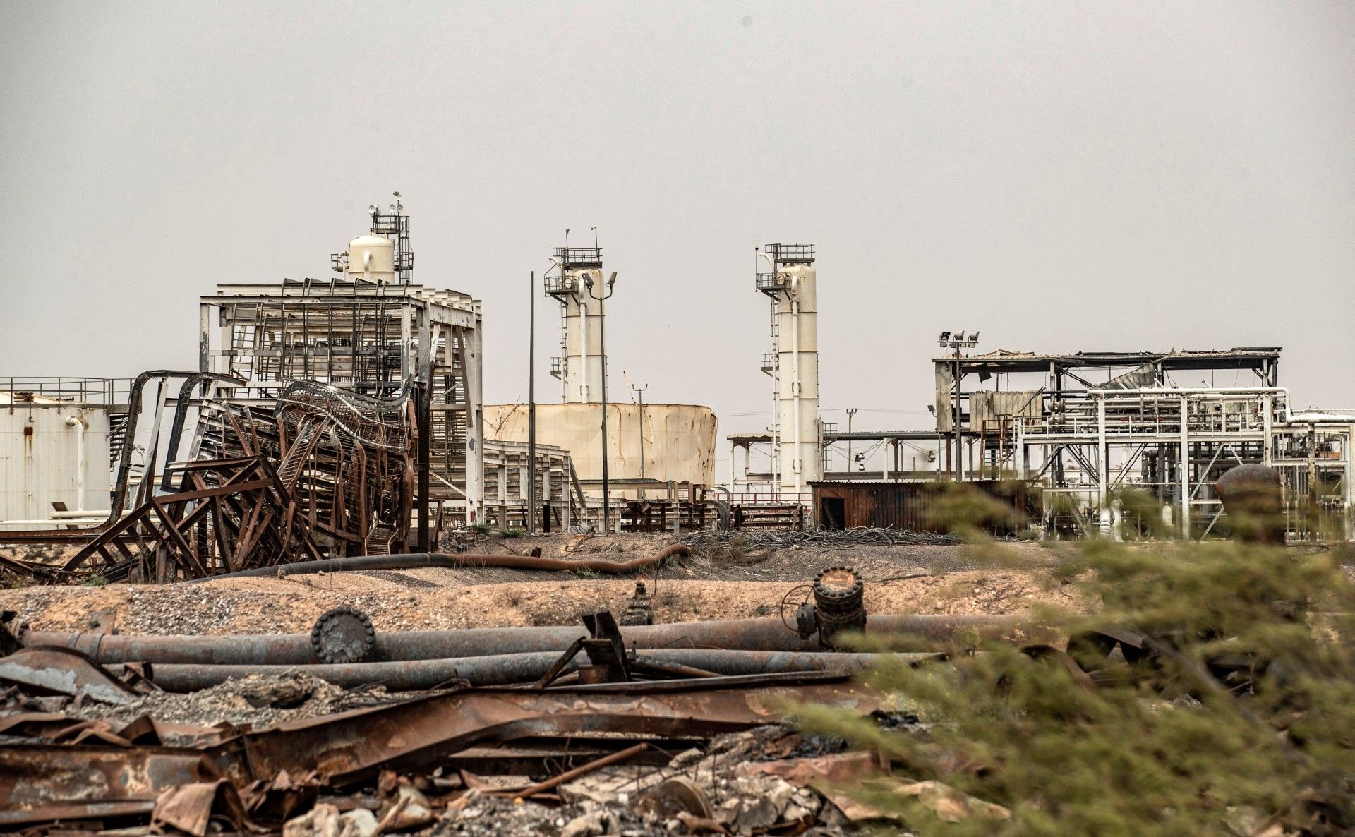 SDF withdraw from Omar field, the biggest oil field in Syria