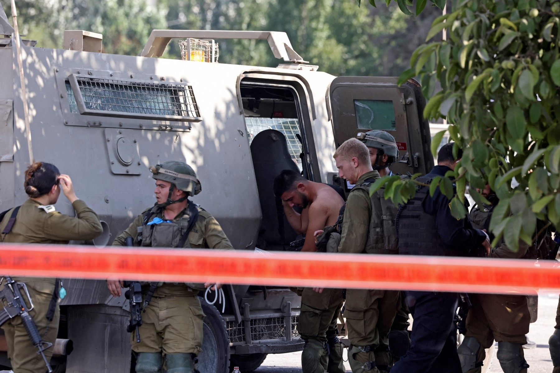 Israeli soldier severely injured by mortar fire from Lebanon