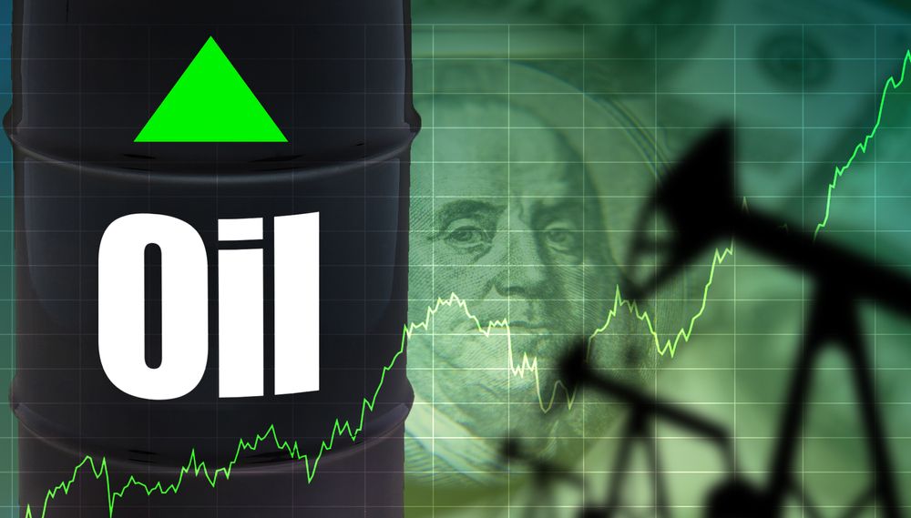 Oil prices increase to $118.21 per barrel, Gold prices fall