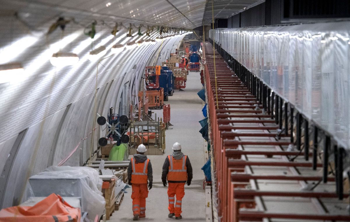 تسرب غاز في محطة فاردينغدن بلندن يؤدي إلى إخلاء وإجراءات طبية