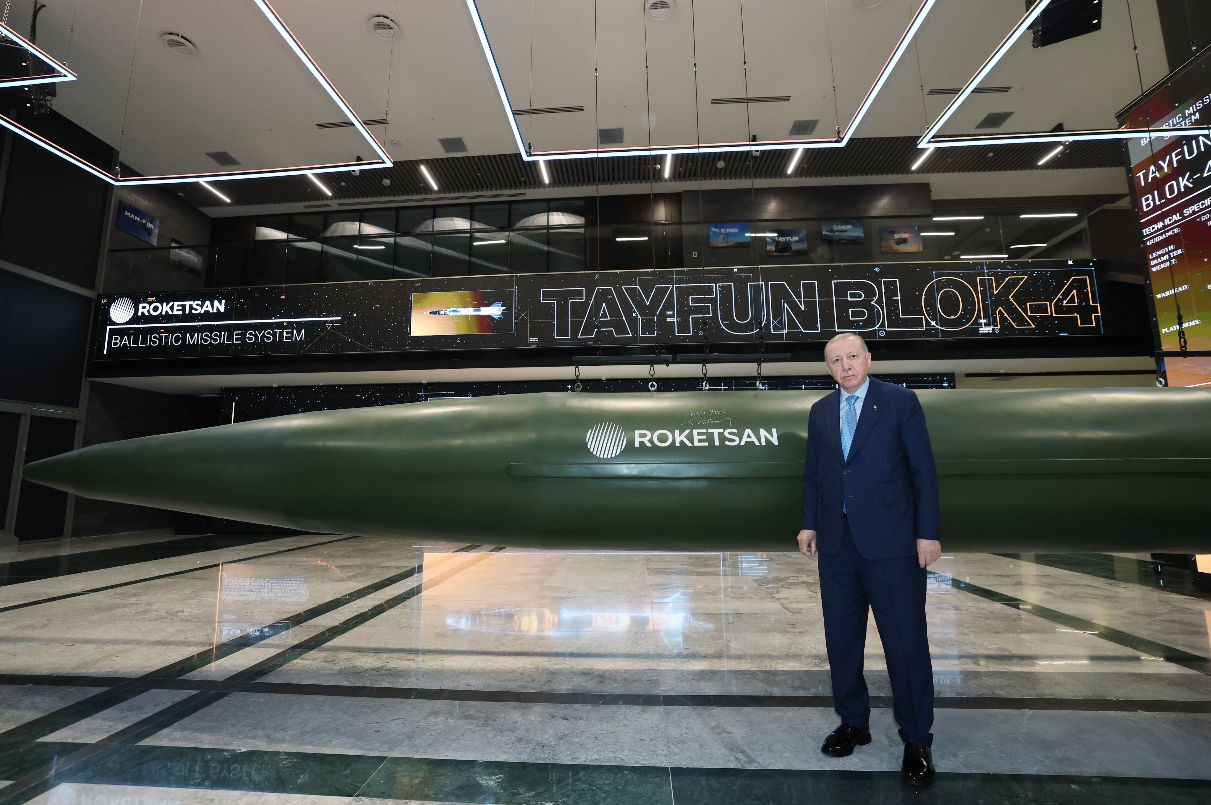 تركيا تكشف عن صاروخ طوفان بعيد المدى تركيا تكشف عن صاروخ طوفان بعيد المدى