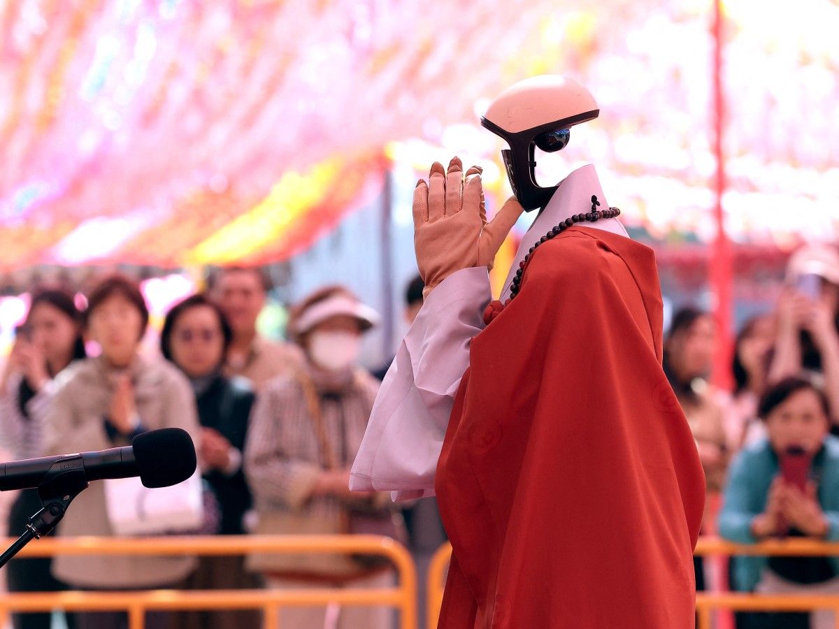 South Korea unveils 'Monk Gabi' robot — Can it pray for you?